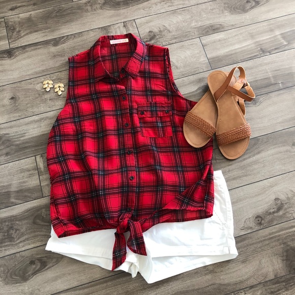 AE Soft Khaki Shorts - Picture 8 of 12